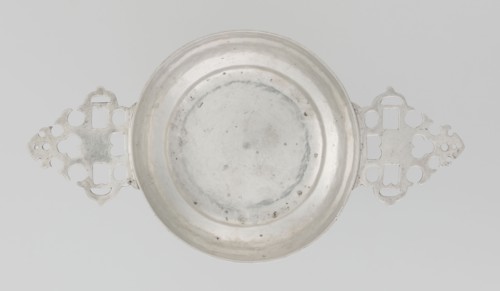 Porridge bowl porringer, maker: Vander, CJ, Ltd goldsmith's firm; established 1856; makers: Vander,