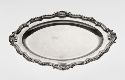 Oval platter by Benjamin & James Smith fl. 1809–1812, maker's mark; Georgian/George III style;