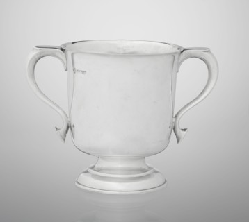 Two-eared vase by Hutton & Sons Ltd goldsmith and silversmith firm; fl. 1800–1930. Scrap-purchase