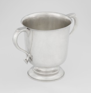 Two-eared vase, Hutton & Sons Ltd goldsmith and silversmith firm; fl. 1800–1930 maker, scrap -
