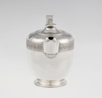 Teapot by John Emes fl. 1796–1808, goldsmith. Ovoid teapot on a circular base with lid; height 17.9