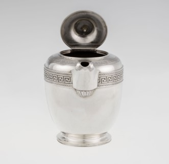 Teapot by John Emes fl. 1796–1808, silver, 1806–1807, London, England. Georgian/George III/Empire