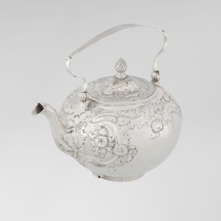 Buliera kettle for boiling water, maker: Benjamin Gignac fl. 1745–1774, goldsmith. Rocaille