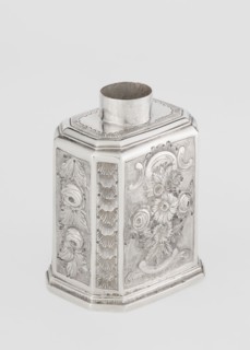 Tea caddy by Nash, Bowles fl. 1720–ca.1725, goldsmith; rococo style. Cuboid tea caddy with circular
