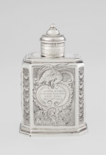 Tea caddy by Nash Bowles fl. 1720–ca. 1725, goldsmith. Rococo style; cuboid tea caddy with a