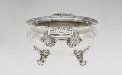 Punch vase, by Paul Storr 1771–1844 and Storr & Mortimer London; goldsmiths, fl. 1822–1838.