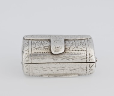 Fragrance container vinaigrette in the form of a bag with an envelope closure and a protruding