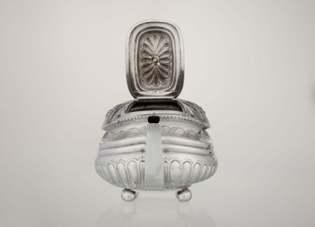Teapot, maker: George McHattie fl. 1799–ca. 1825. Rectangular teapot with rounded edges, supported