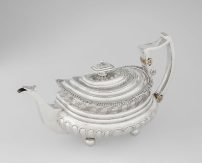 Teapot, George McHattie fl. 1799–ca. 1825, goldsmith. Rectangular teapot with rounded edges,