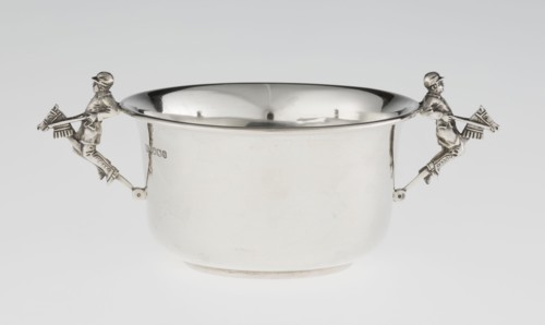 Porridge bowl porringer, maker: Mappin & Webb Ltd goldsmith, silversmith, dealer; fl. 1859-.