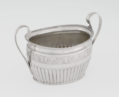 Sugar bowl by Hutton & Sons Ltd Sheffield, Birmingham, London; goldsmith and silversmith firm;