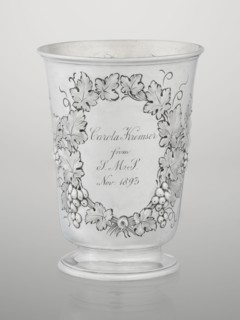 Conical silver mug on a circular foot by Barnard, Edward & Sons Ltd London; goldsmiths; fl. ca.