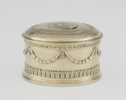Toilet box by Thomas I Pitts fl. 1755–c.1793, goldsmith; Classicism style, Georgian/George III
