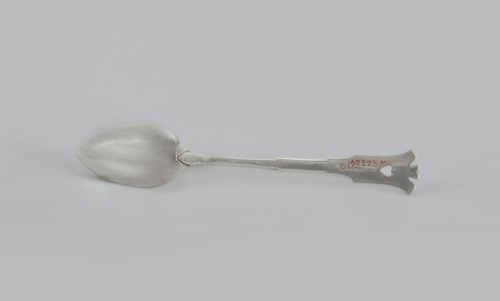 Dessert spoon, Jarra, Marcin 1852–1938 goldsmith; Dessert spoon with an ovoid, smooth, pointed