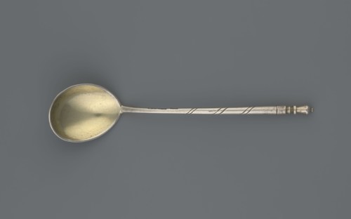 Decorative spoon, Dmitriyev, M fl. 1854–1877 goldsmith; Decorative spoon with a teardrop-shaped