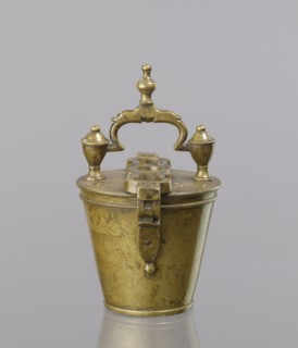 Seven weights in the form of bowls—truncated cones; the eighth largest serves as a container for