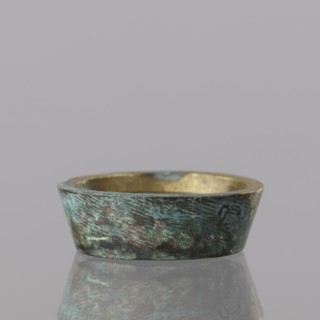 Gwicht, unknown creator; Szewczykowski, Roman 1849–1901 - ; In the shape of a truncated cone;