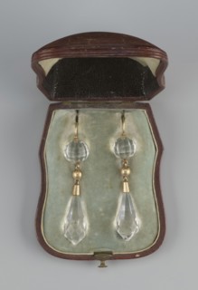 Pair of earrings in a leather case. Made by Sazikov goldsmith's firm; 1793–1887. Pair of earrings
