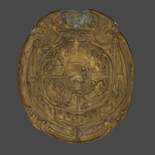 A plate for a patrontasz cargo bag with the Ciolek coat of arms and the coat of arms of the
