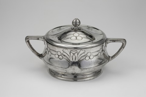 Art Nouveau sugar bowl by Berndorfer Metallwarenfabrik Arthur Krupp Berndorf; silver and