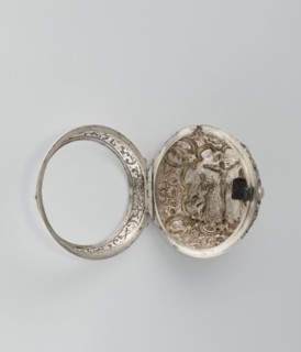 Pocket watch by Joseph Zeidlmayr fl. 1st half of the 18th century. Watch in a double case; outer