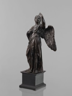 Statue - Angel, Renaissance style, 16th century. Figure of a standing angel with his left hand