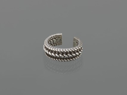 Bracelet; maker, 19th century, Middle East, Islamic art; body/female/hand ornament, fashion