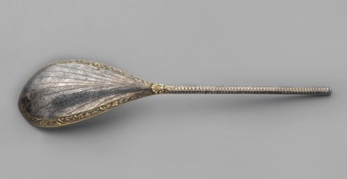 Baroque spoon, baroque style, plant ornament, pearling, cutlery. Baroque spoon with a
