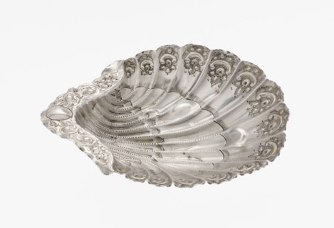 Platter in the form of a shell, Atkin Brothers Silversmith Ltd Sheffield; goldsmith and silversmith