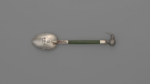 Souvenir spoon, FH goldsmith; Birmingham; fl. ca. 1903–1904. Souvenir spoon with an oval scoop,