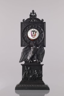 Watch stand with watch, Königlich-Preussische Eisengiesserei in Berlin fl. 1804–1874 ironworks or