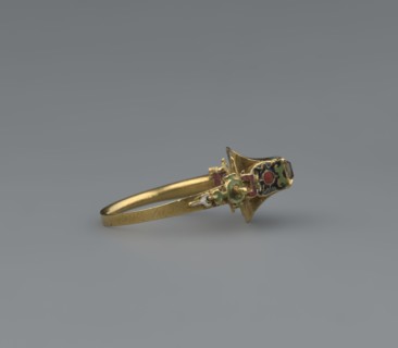 women's ring, 19th century, Poland, jewelry, height 2.4 cm, width 2.1 cm, A close-up of a gold ring