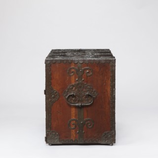 Cabinet, late 17th century, Northern Germany, / Poland, height 70.1 cm, width 89.2 cm, depth 55.9