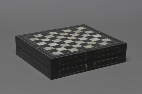 Chess, mill and backgammon box;, games; flower vases; chess; ; plant decoration; baroque style;