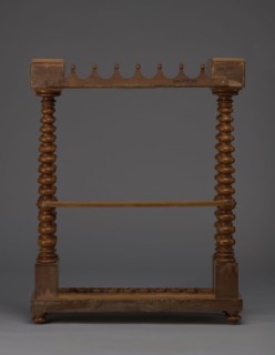 Pipe stand, origin unknown, smoking, pipes, acorns, rack for pipes and billiard cubes. Skeletal