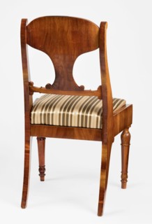 Chair, Biedermeier style, mahogany; padded seat with removable cushion and board backrest. Front