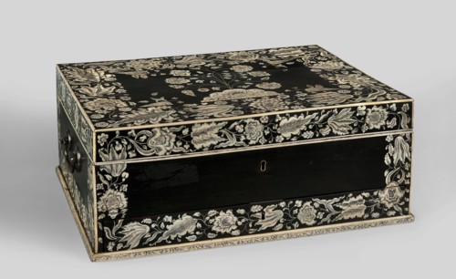 Travel dressing table, ebony cuboid with lifting lid and a front bottom drawer, richly inlaid with