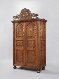 Wardrobe Armoire, rococo ornament, rocaille ornament, plant decoration, rosettes, cuboid closed