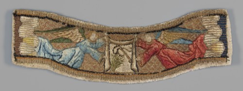 Embroidery, Embroidered parura with a depiction of two angels in flight holding between them a