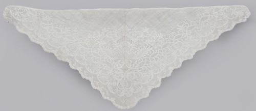 Shawl, repossession provenance; shawl; fashion accessory; clothing; women's clothing; 1st half of