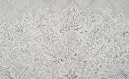 Shawl, repossession provenance; shawl; fashion accessory; clothing; women's clothing; 1st half of
