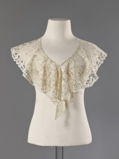 Collar, late 19th century, France. Floral ornaments; women's fashion lace collar with mesh
