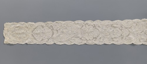 Lace fragment, Binche lace, plant ornaments, floral ornaments; floral and plant pattern in a