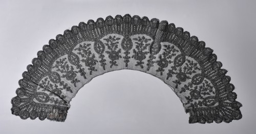 Collar, floral ornaments, Chantilly lace, lace, clothing accessory, lace collar, Regular, reported