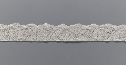 Lace fragment, floral ornaments, Binche lace, Henryków German: Heinrichau, lace, ca. mid-18th
