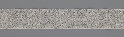 Fragment of bobbin lace, 18th century, Flanders, lace, width 9 cm, length 51 cm, A horizontal strip
