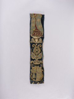 Chasuble pillar, embroidery, liturgical vestment, coats of arms, Lubicz coat of arms, Radwan coat