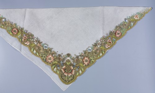 Shawl, shawl; fashion accessory; embroidery; repossession provenance; 18th century, 1st half of the