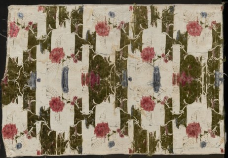 Fragment of a fabric in the form of a tapestry or napkin;, Fragment of 18th-century French silk