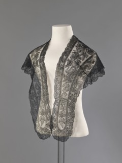 Mantilla, purchase provenance; floral ornaments; Chantilly lace; lace; clothing accessory; women's